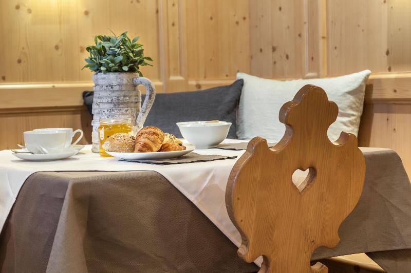Hotel Garni Villa Park Urtijëi Dış mekan fotoğraf