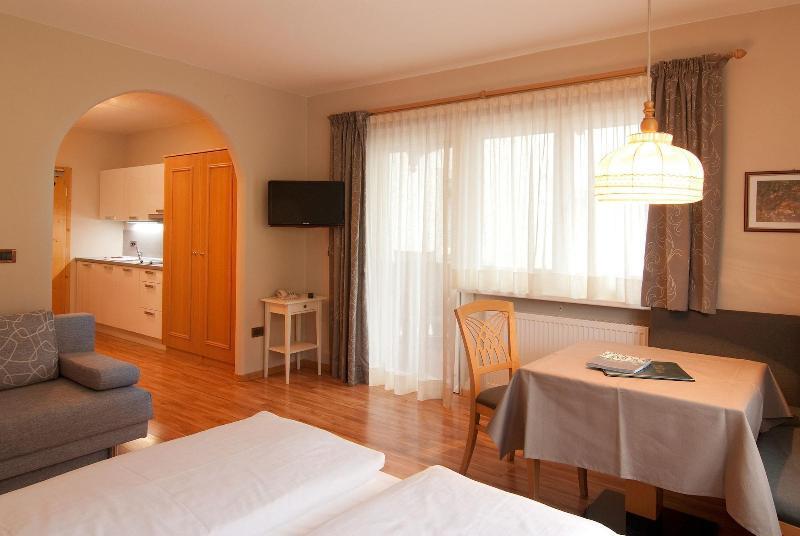Hotel Garni Villa Park Urtijëi Dış mekan fotoğraf